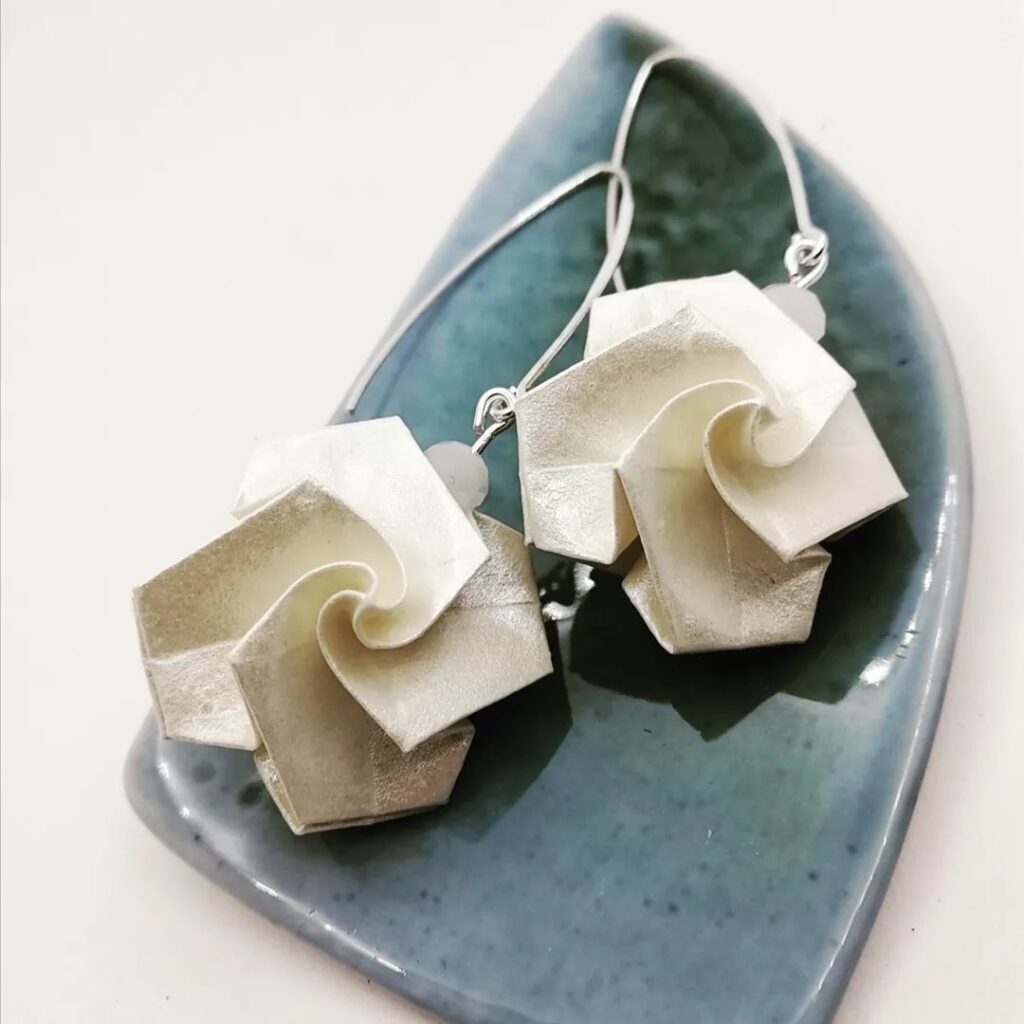origami rose blanche les bijoux de Chantal