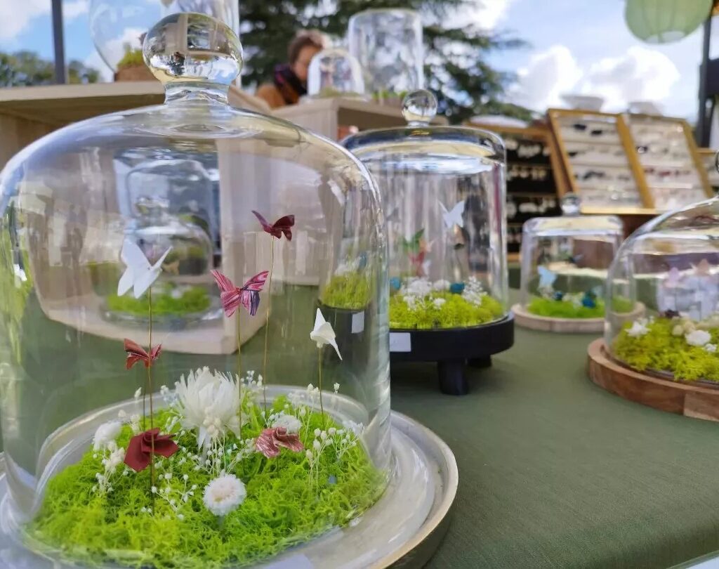 Origami les bijoux de Chantal sous cloche
